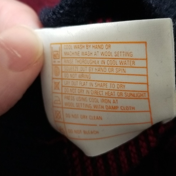 Pringle of Scotland - Picture 14 of 15